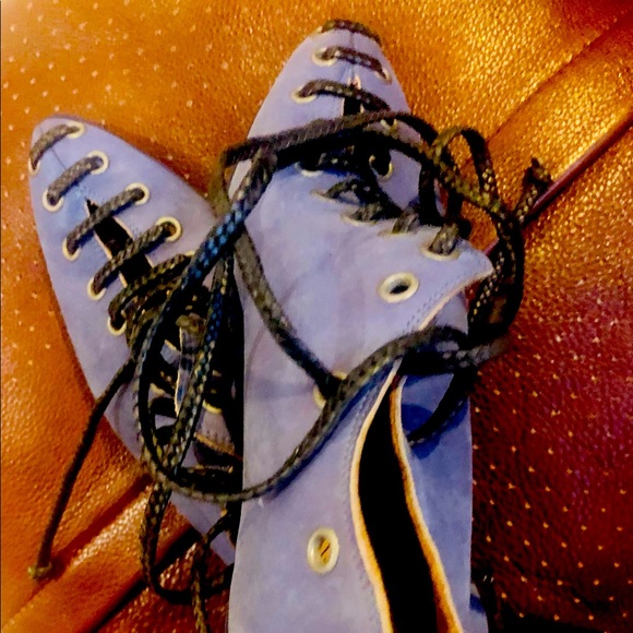 Fall shoes — John Fluevog - Picture 2 of 11